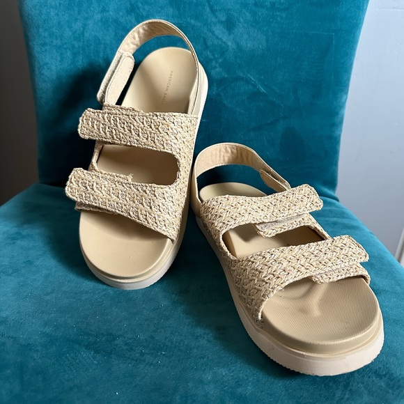 AE Raffia Slingback Velcro Sandals - Size 8 - Picture 6 of 7